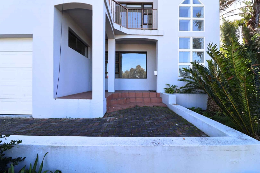 4 Bedroom Property for Sale in Onrus Western Cape